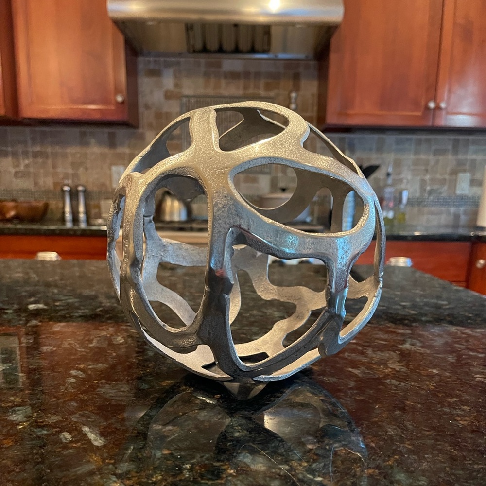 Decorative round accent piece with cutouts